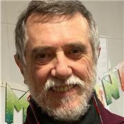 Soy un químico orgánico con mucha experiencia acumulada en el área y apasionado de esta especialidad que puedo ayudar a cualquiera a entenderlo mejor esta disciplina, preferiblemente a estudiantes universitarios que quiera mejorar significativa el dominio